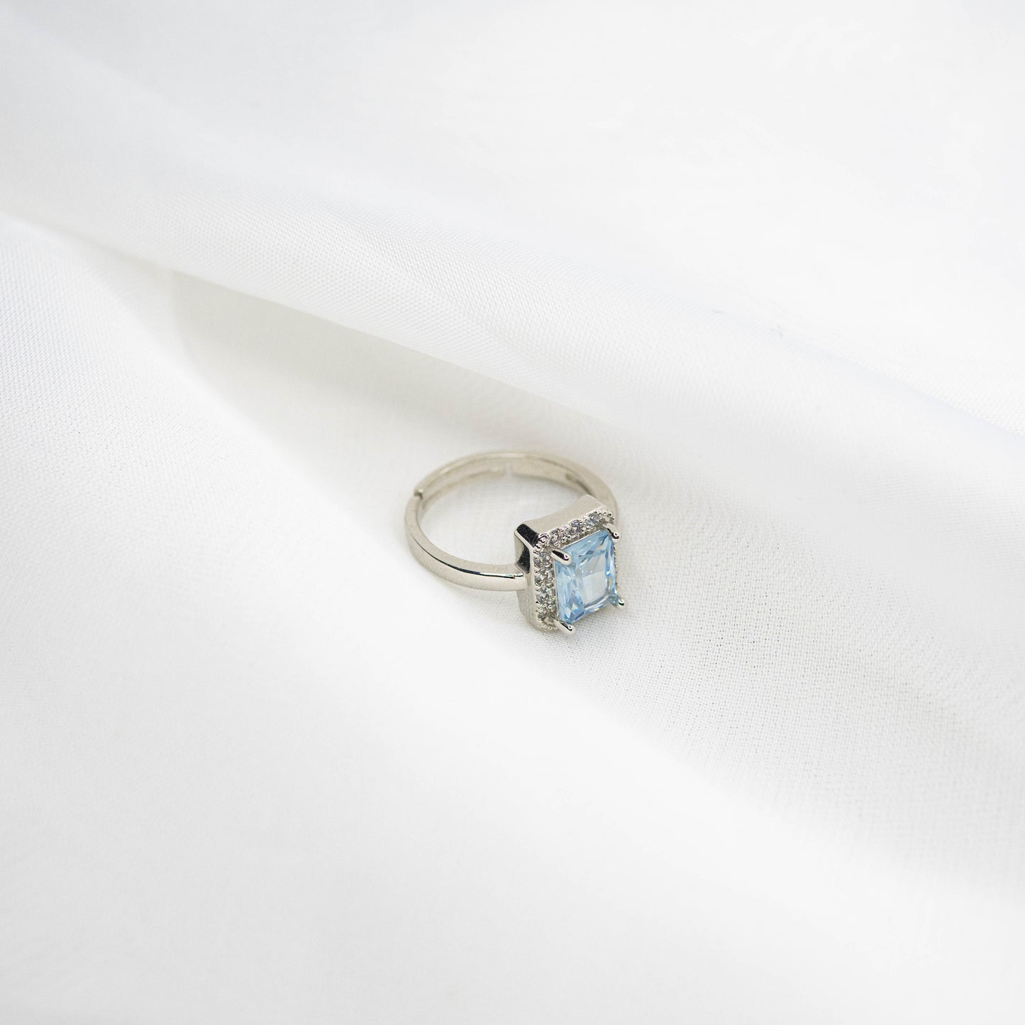 Azura – Silver Blue Stone Ring