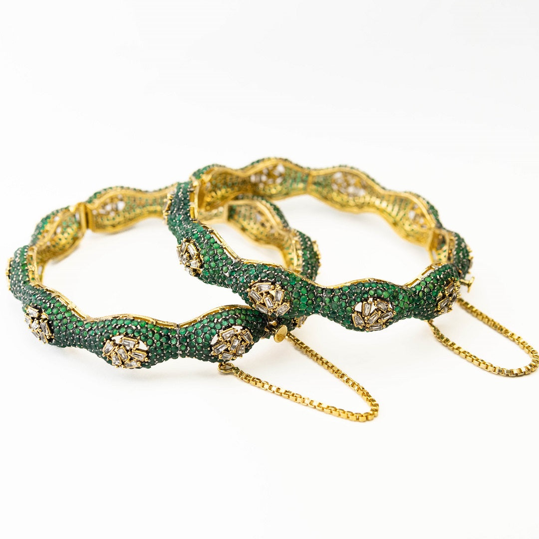 Emerald Wave Green Kara Bangle Set (2 Pcs)