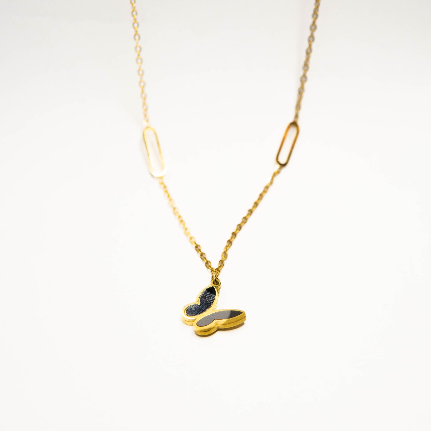 Elara – Butterfly Pendant Necklace
