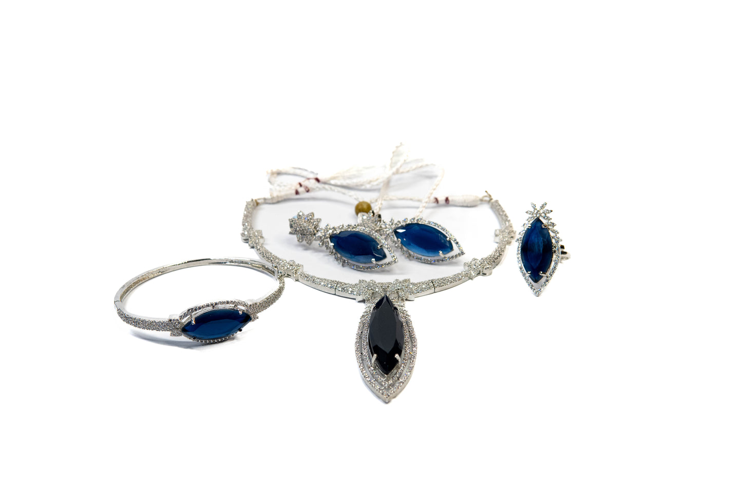 Layira – Bridal Set in Silver & Blue Stone