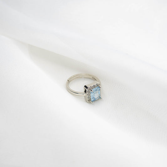 Azura – Silver Blue Stone Ring