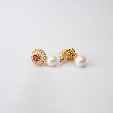 Selin – Pearl Drop Earrings