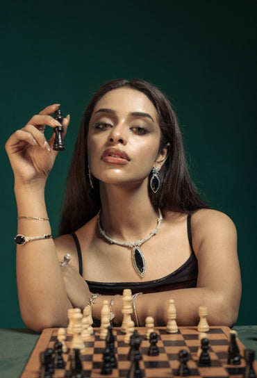 Layira – Bridal Set in Silver & Blue Stone