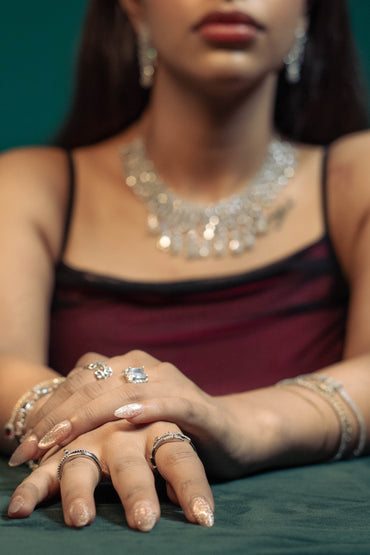 Nooraya – Classic Silver Bridal Set